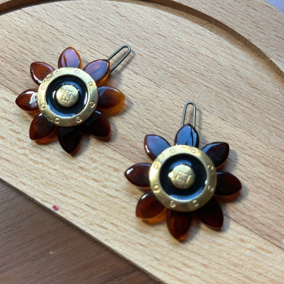 Vtg Auth Escada Gold and Brown Floral hair clips pair - Picture 4 of 10